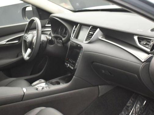 2024 INFINITI QX50 Luxe
