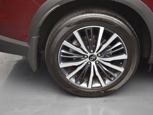 2024 INFINITI QX60 SENSORY