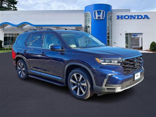2025 Honda Pilot Touring 8-Passenger