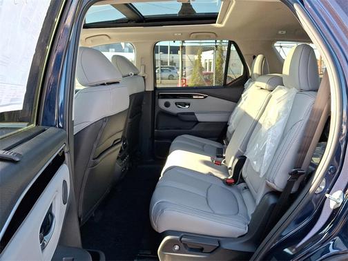 2025 Honda Pilot Touring 8-Passenger