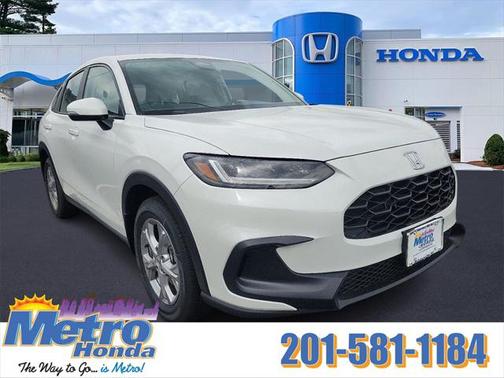 2025 Honda HR-V LX