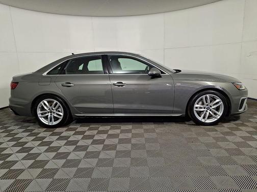 2024 Audi A4 45 S line Premium Plus