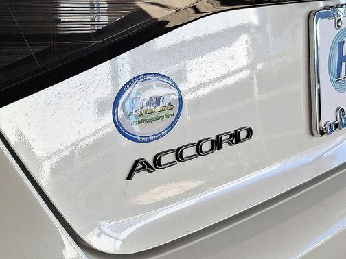Platinum White Pearl 2026 Honda Accord Hybrid Sport