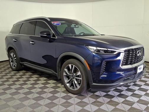 2022 INFINITI QX60 Luxe