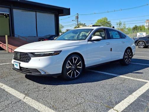 2025 Honda Accord Hybrid Touring