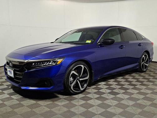 Still Night Pearl 2022 Honda Accord Sport 1.5T