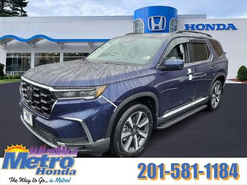 2025 Honda Pilot Touring 8-Passenger
