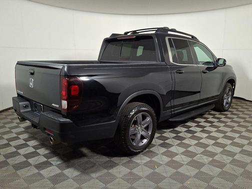 Crystal Black Pearl 2021 Honda Ridgeline RTL