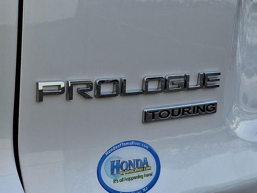 Snowfall Pearl 2026 Honda Prologue Touring