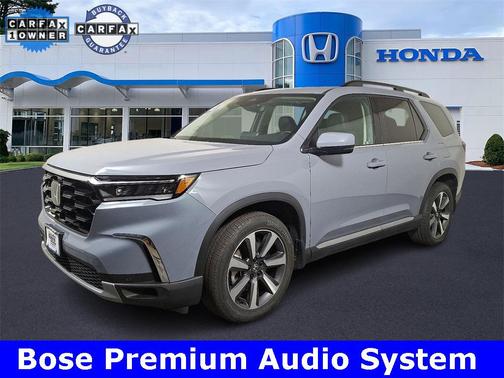 2023 Honda Pilot Touring 8-Passenger