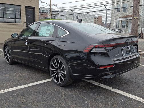 Nh-731p/Crystal Bl 2026 Honda Accord Hybrid Touring