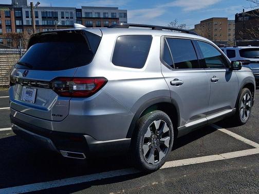 Solar Silver Metallic 2026 Honda Pilot Elite
