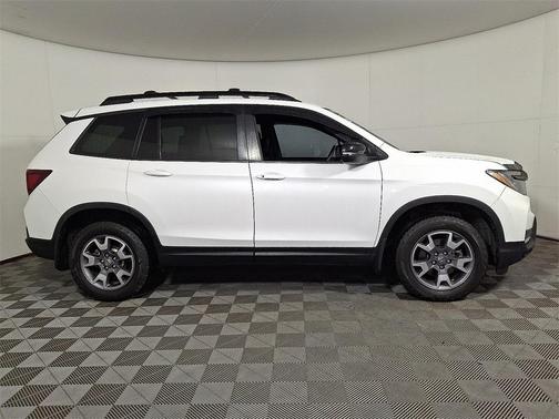 2023 Honda Passport AWD TrailSport