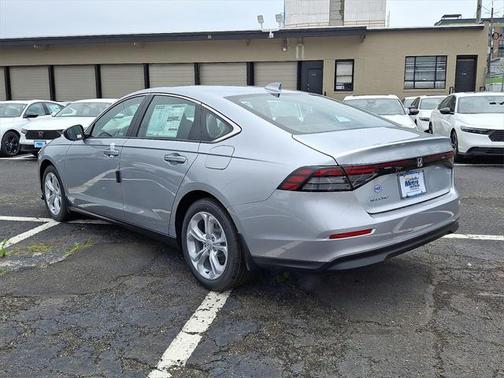 2025 Honda Accord LX 1.5T