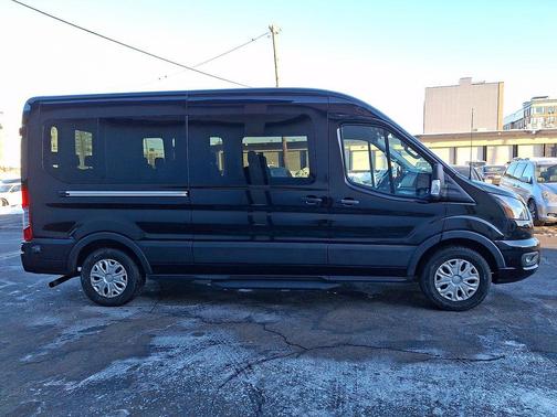 2024 Ford Transit-350 XLT