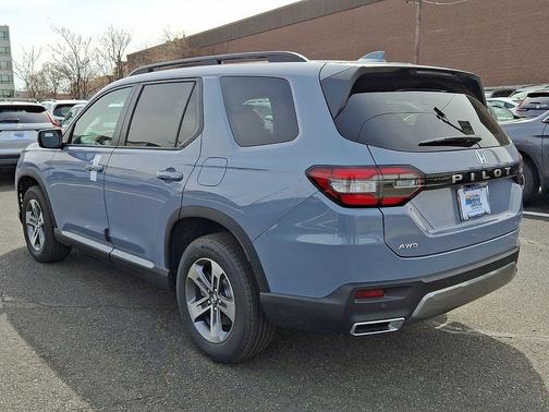 Sonic Gray Pearl 2026 Honda Pilot EX-L