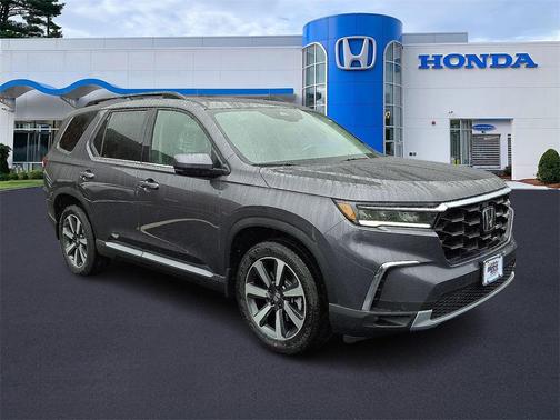 2025 Honda Pilot Touring 8-Passenger
