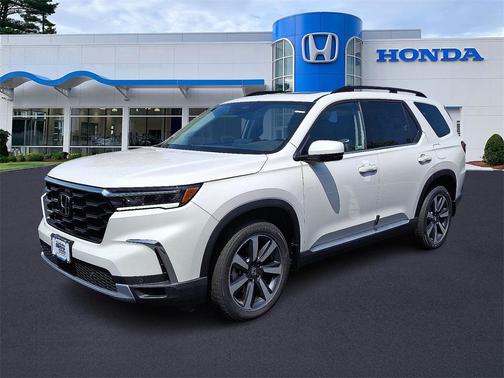 2025 Honda Pilot Touring 8-Passenger
