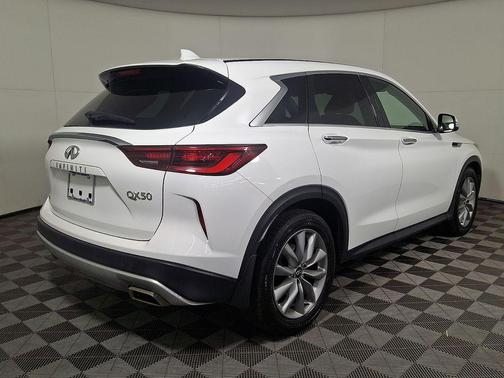 2022 INFINITI QX50 PURE AWD