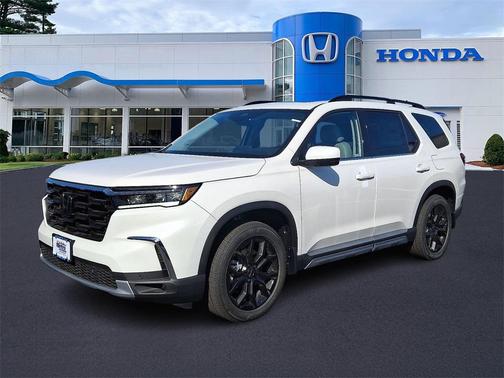 2025 Honda Pilot Touring 8-Passenger
