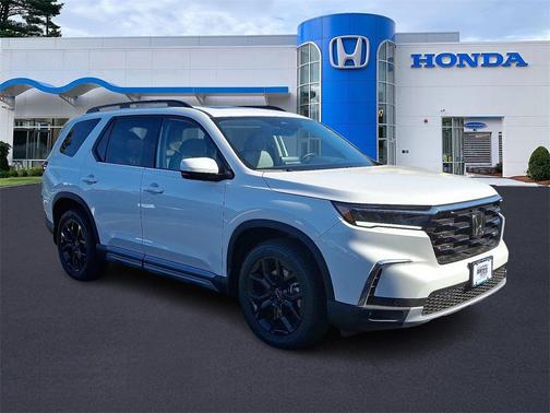 2025 Honda Pilot Touring 8-Passenger