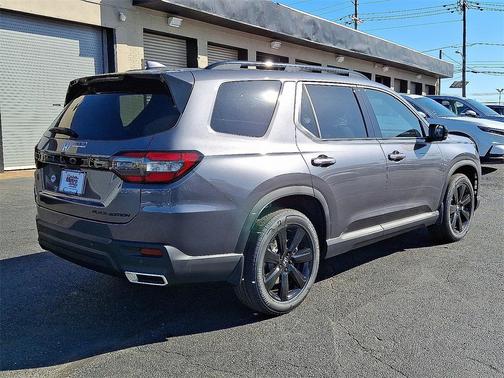 2025 Honda Pilot Black Edition