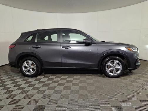 Modern Steel Metallic 2024 Honda HR-V LX