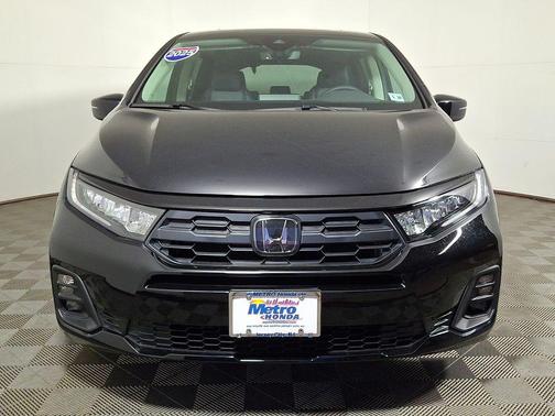 Crystal Black Pearl 2025 Honda Odyssey EX-L