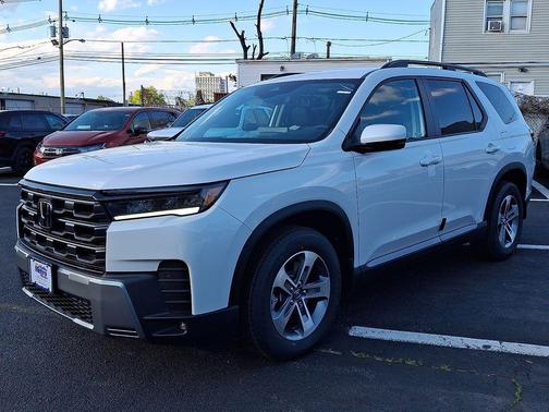 Platinum White Pearl 2026 Honda Pilot EX-L