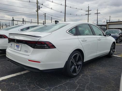 2025 Honda Accord Hybrid Base