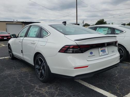 2025 Honda Accord Hybrid Base