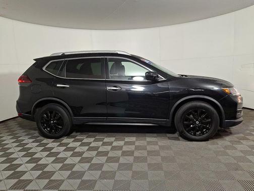 Magnetic Black Pearl 2020 Nissan Rogue SV