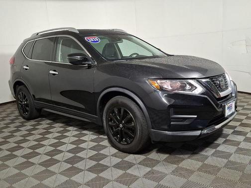 Magnetic Black Pearl 2020 Nissan Rogue SV