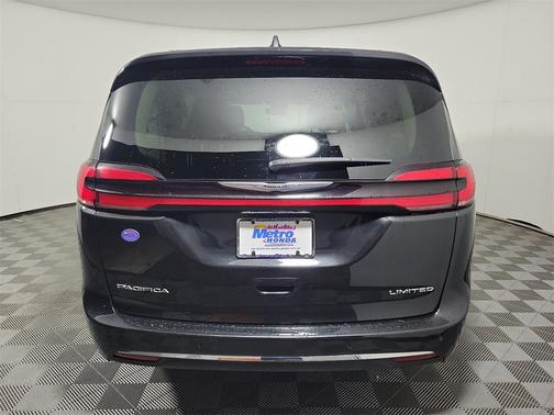 2022 Chrysler Pacifica Limited