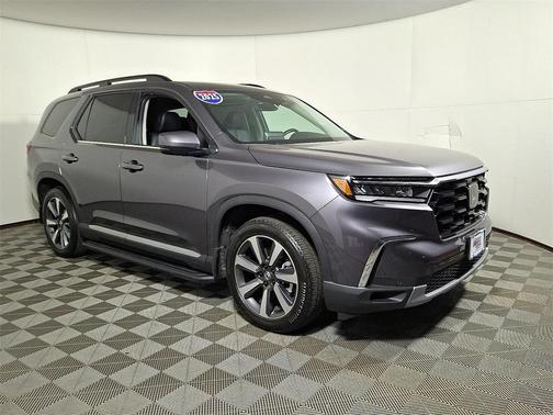 2025 Honda Pilot Touring 8-Passenger