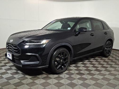 Crystal Black Pearl 2024 Honda HR-V AWD Sport