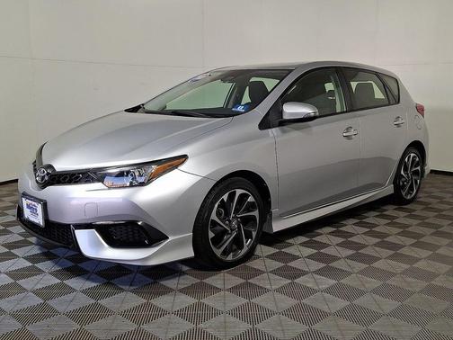 Classic Silver Metallic 2018 Toyota Corolla iM Base