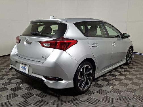 Classic Silver Metallic 2018 Toyota Corolla iM Base