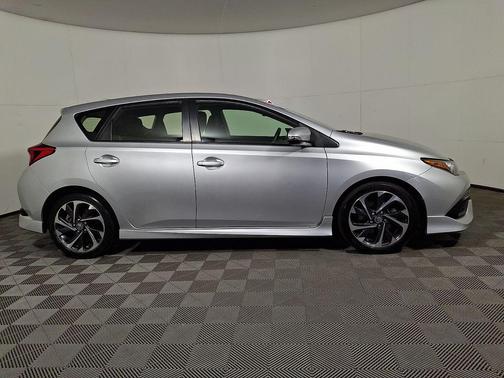 Classic Silver Metallic 2018 Toyota Corolla iM Base