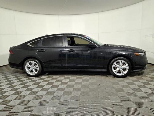 2023 Honda Accord LX 1.5T