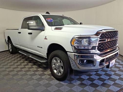 2024 RAM 3500 Big Horn Crew Cab 4x4 8' Box