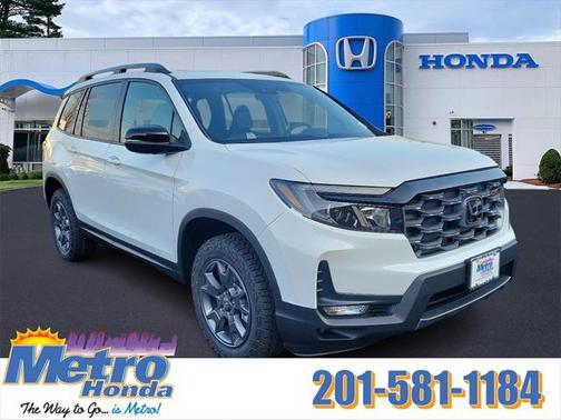 2025 Honda Passport AWD TrailSport