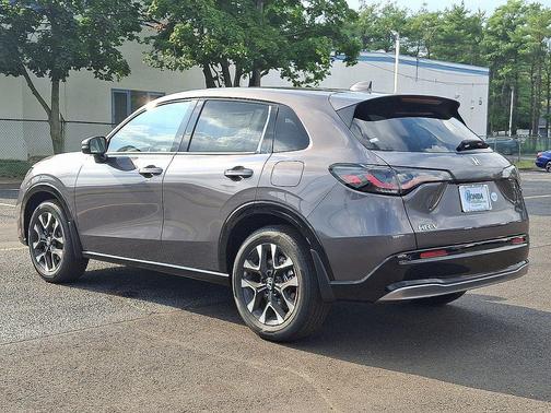 Modern Steel Metallic 2027 Honda HR-V EX-L