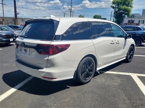 2024 Honda Odyssey Sport