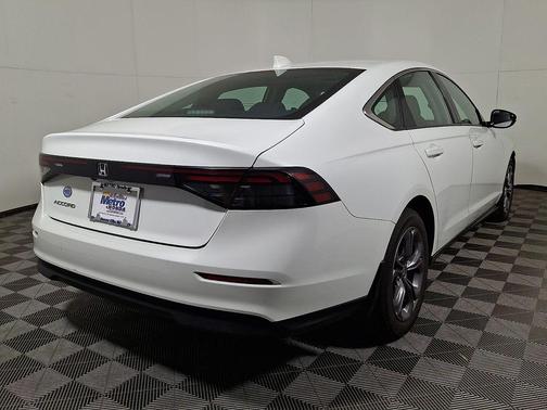 Platinum White Pearl 2024 Honda Accord EX