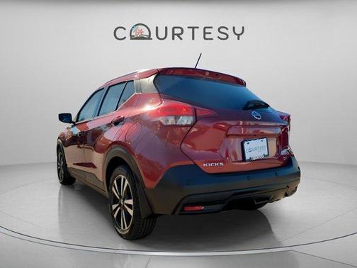 2020 Nissan Kicks SV