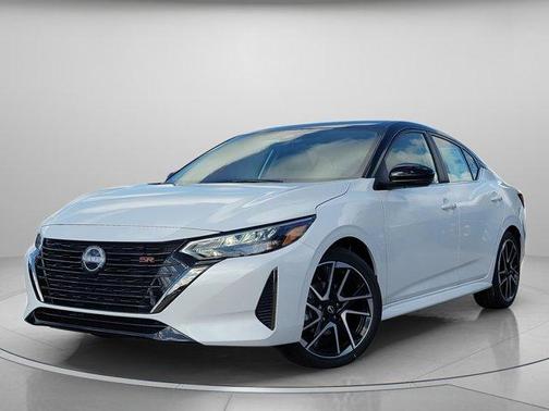 White 2025 Nissan Sentra SR