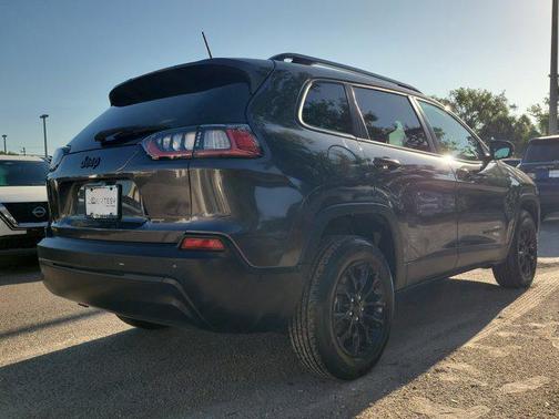 2023 Jeep Cherokee Altitude