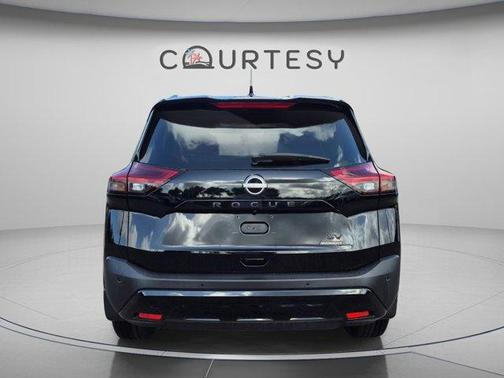Black 2023 Nissan Rogue SV