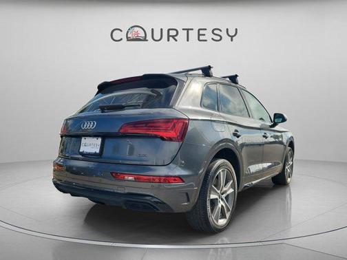 2025 Audi Q5 45 S line quattro Premium